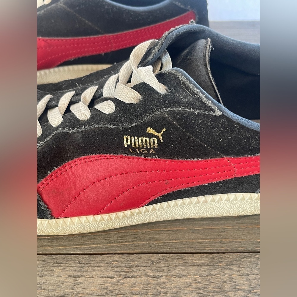 Puma Liga Suede Classic Casual Sneaker Black Red Men's Size 10 - Picture 3 of 10